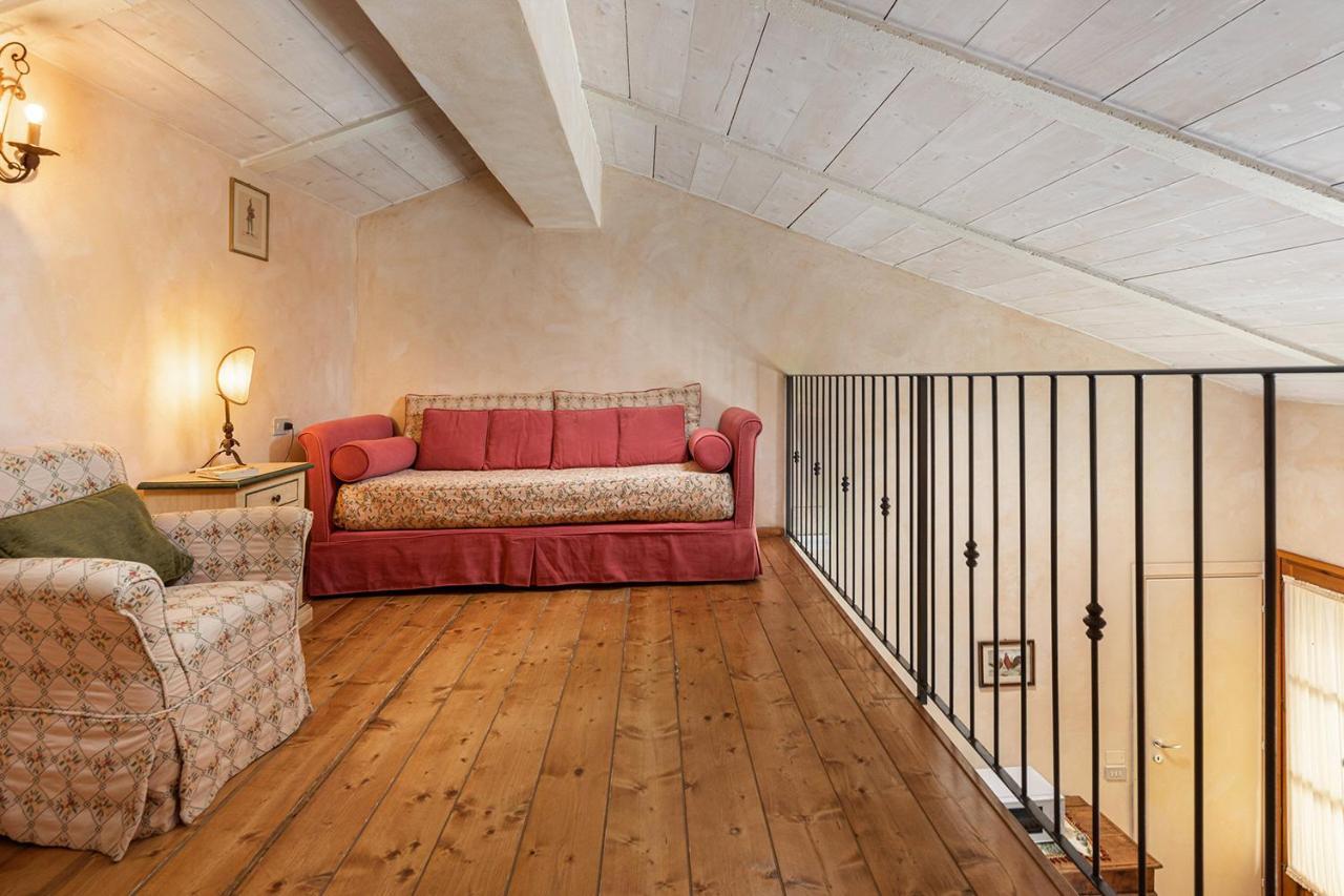 Agriturismo Montalbino モンテスペルトリ エクステリア 写真